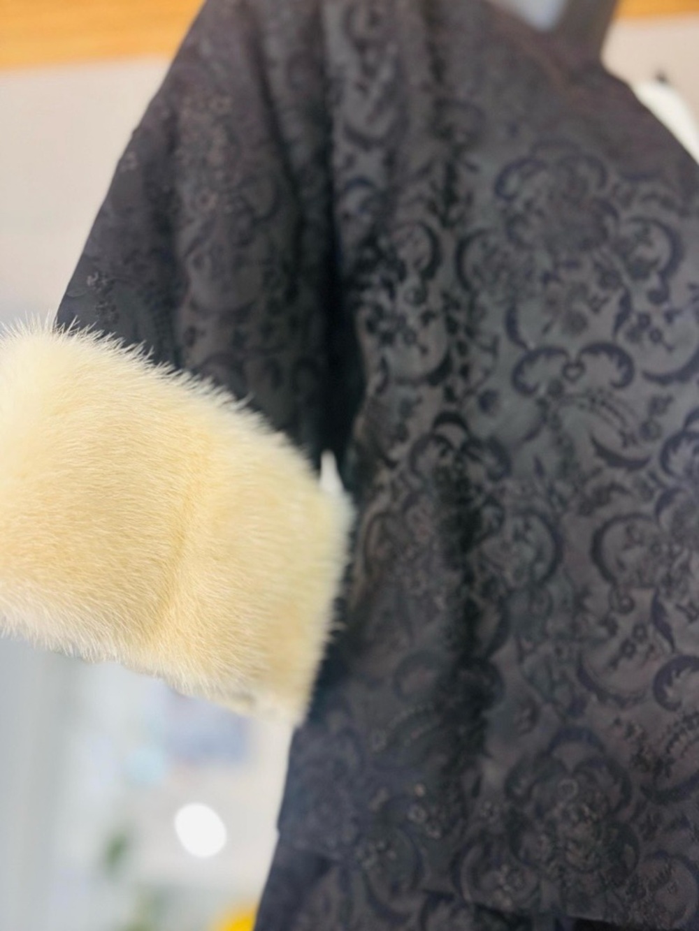Vintage 1960s Handmade Brocade Set with Rabbit Fur – Unique One-of-a-Kind - Picture 3 of 9